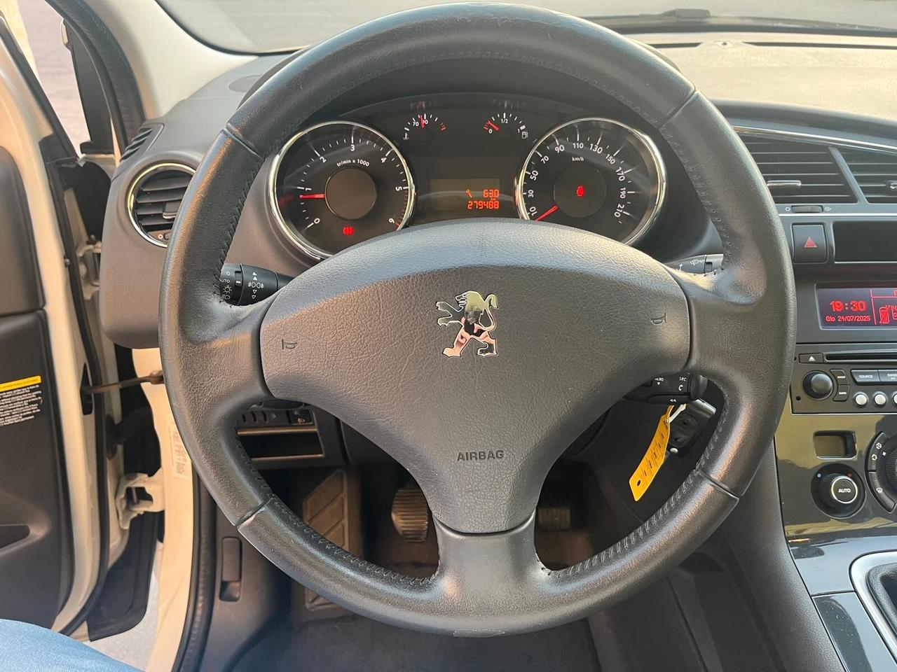 Peugeot 3008 1.6 HDi 112CV Tecno