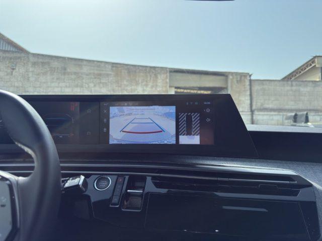 PEUGEOT 5008 Hybrid 136 e-DCS6 Allure