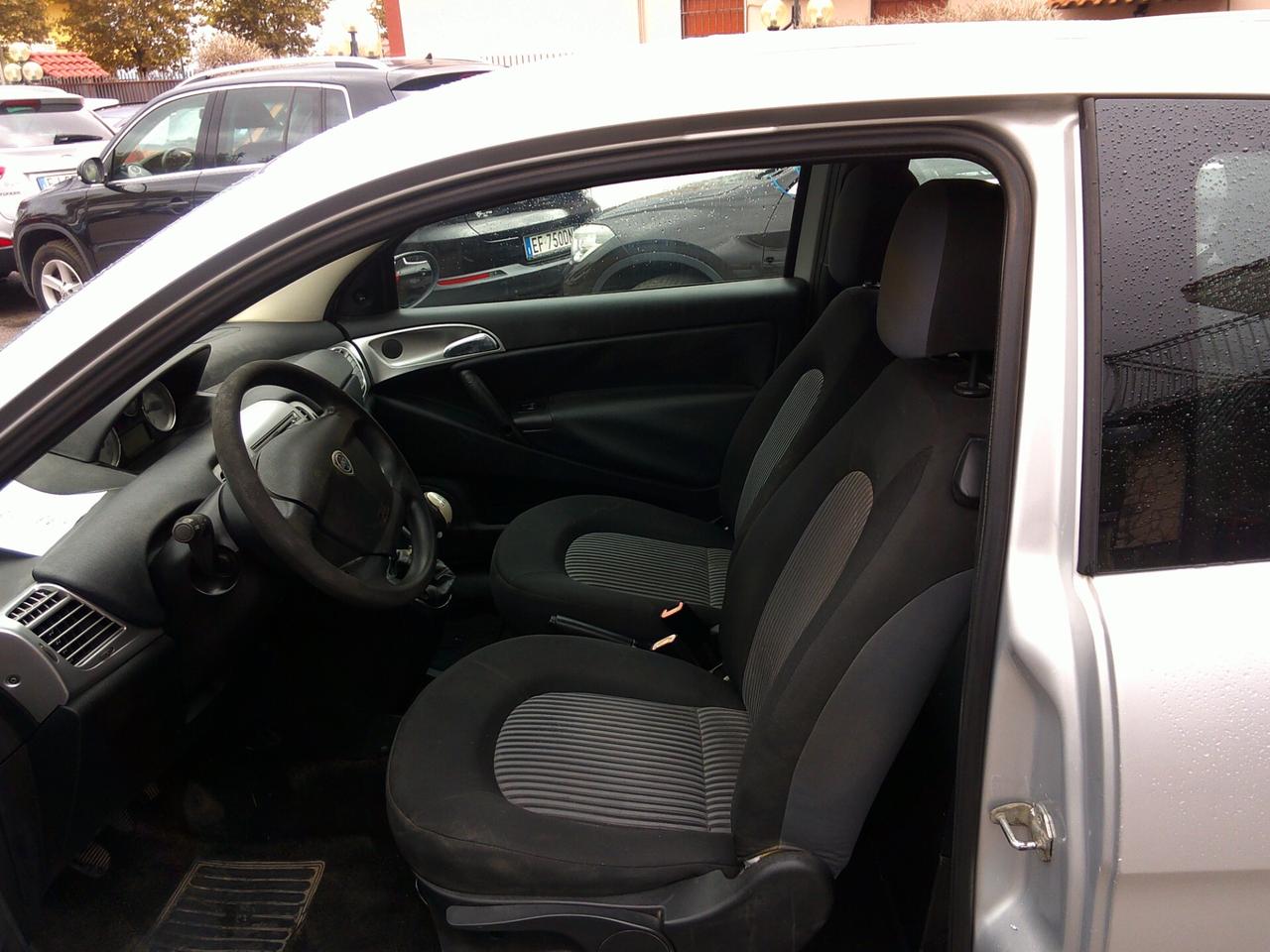 Lancia Ypsilon 1.2 Oro 08