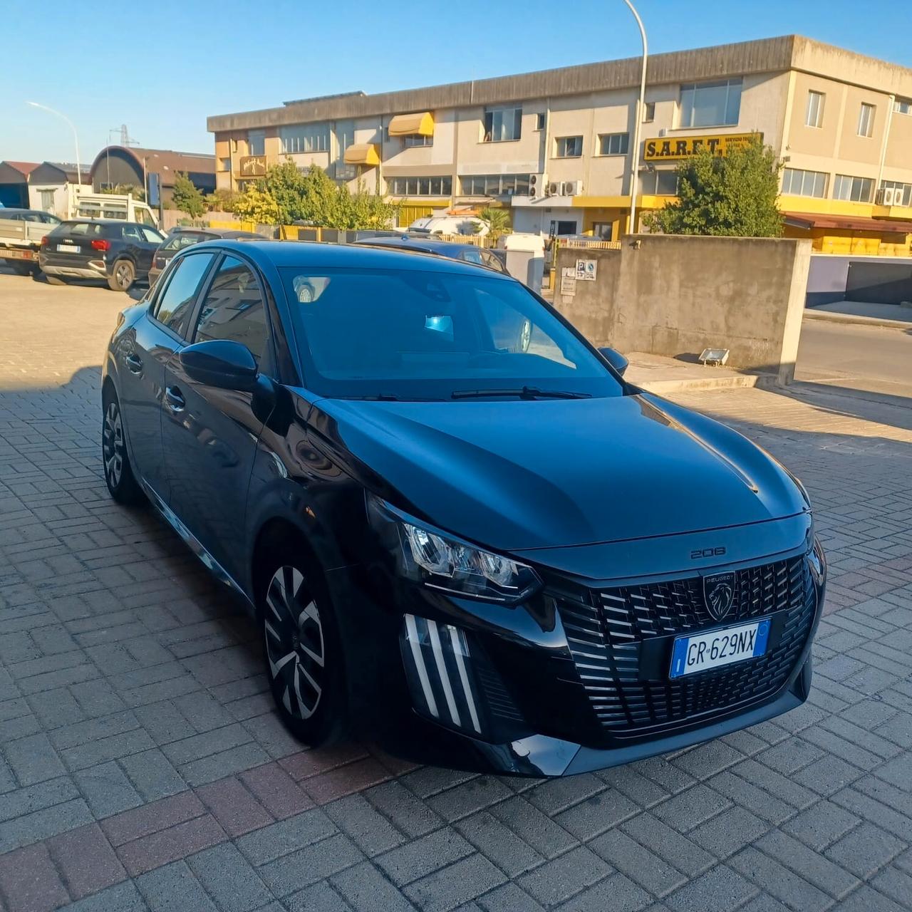 52778km COME NUOVA PEUGEOT 208 .12 NEOPATENTATI