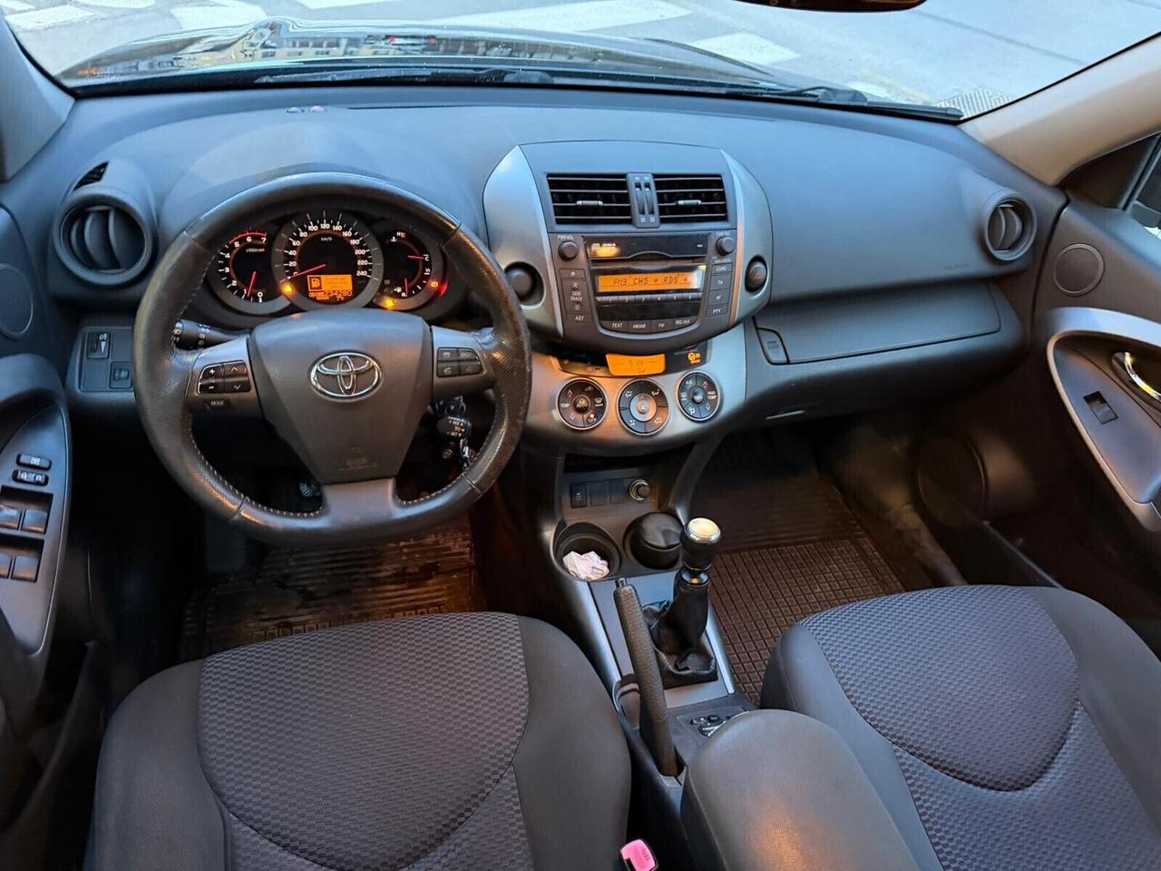 Toyota RAV 4 RAV4 2.2 D-4D 150 CV Lounge