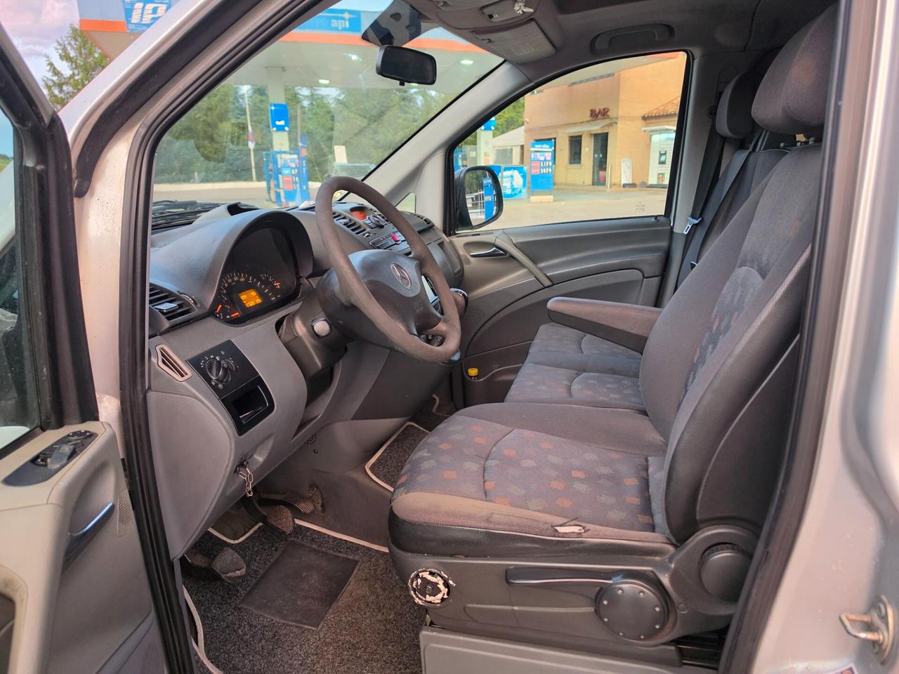 Mercedes Benz vito 9 posti extralong