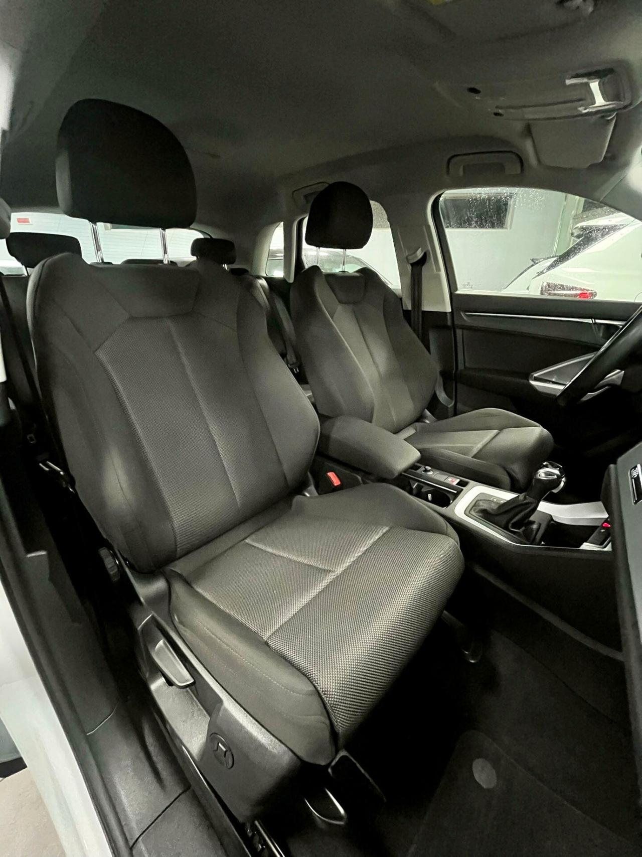 Audi Q3 35 TDI S tronic Business Advanced