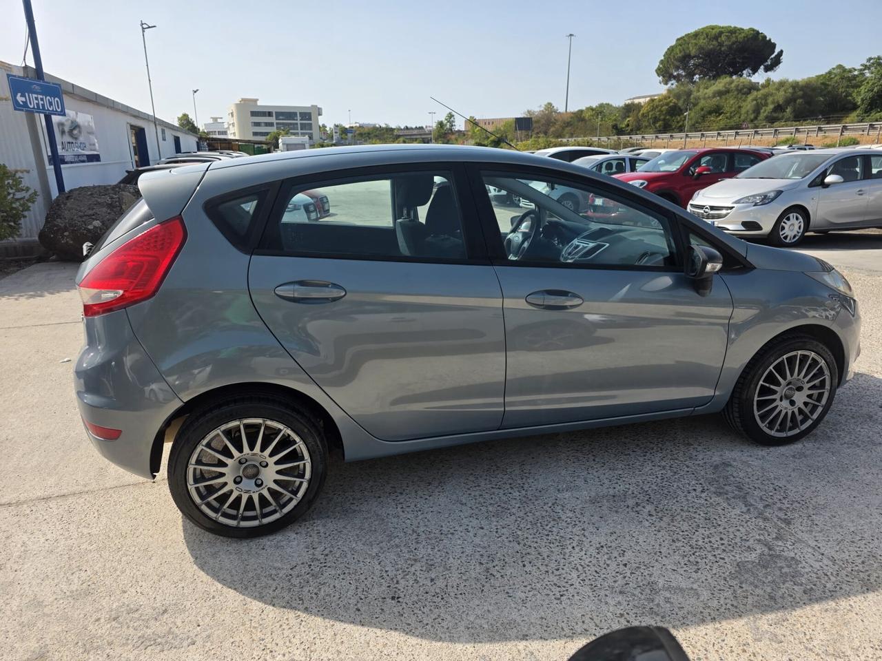 Ford Fiesta 1.4 5 porte Bz.- GPL Titanium