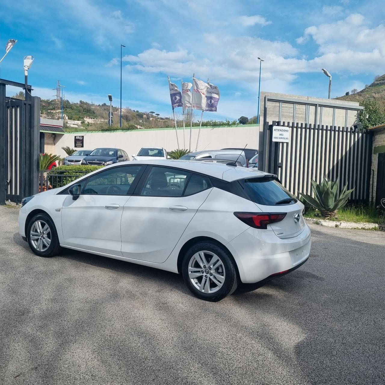 Opel Astra 1.5 CDTI 122 CV S&S 5 porte Business Elegance