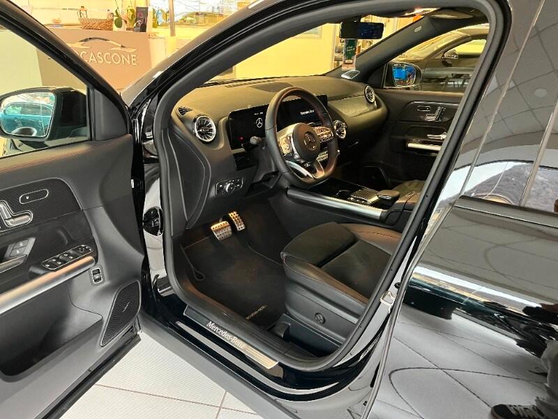 MERCEDES GLA (H247) GLA 200 Automatic ...