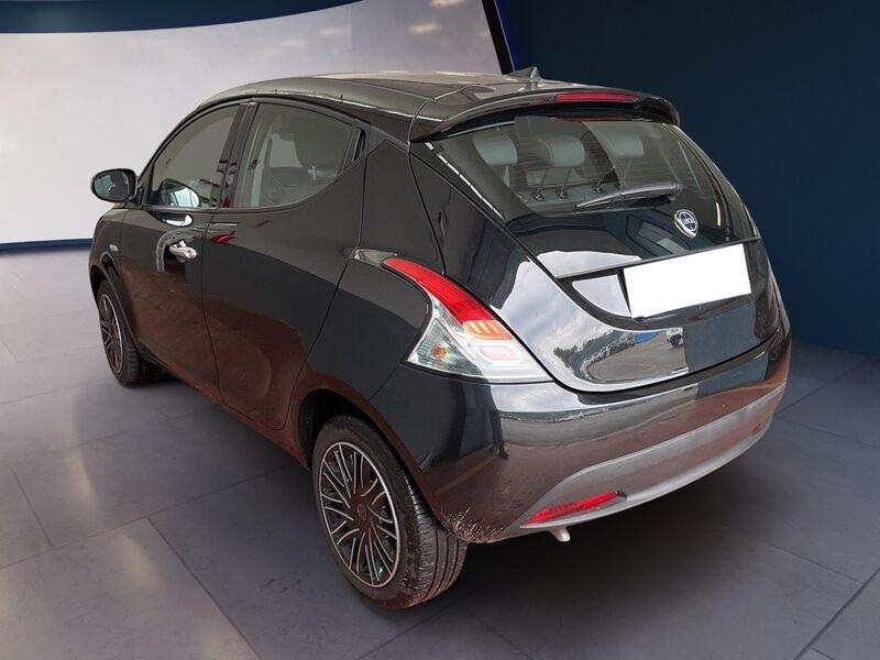 Lancia Ypsilon NUOVA My24 402 Oro 1.0