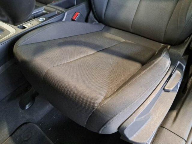 AUDI Q3 35 TDI S tronic Business Advanced