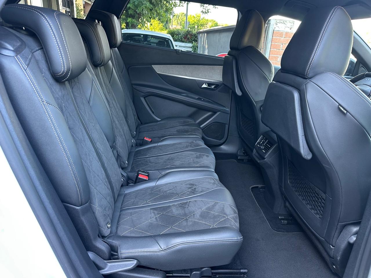 Peugeot 5008 BlueHDi 180 S&S EAT8 GT