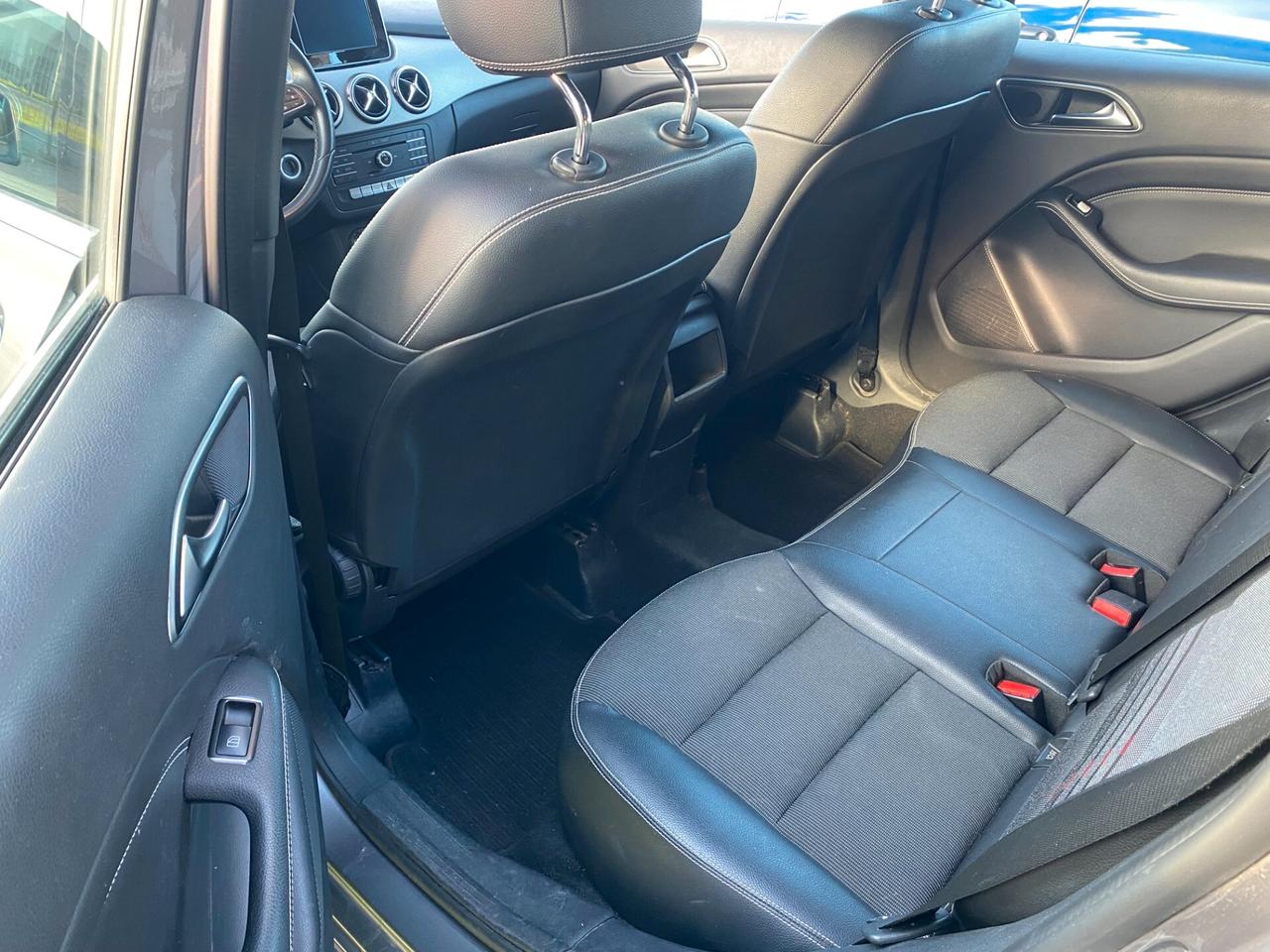 MERCEDES - Classe B - B 180 d Automatic Premium - NEOPATENTATI - FINANZIABILE - PERMUTE