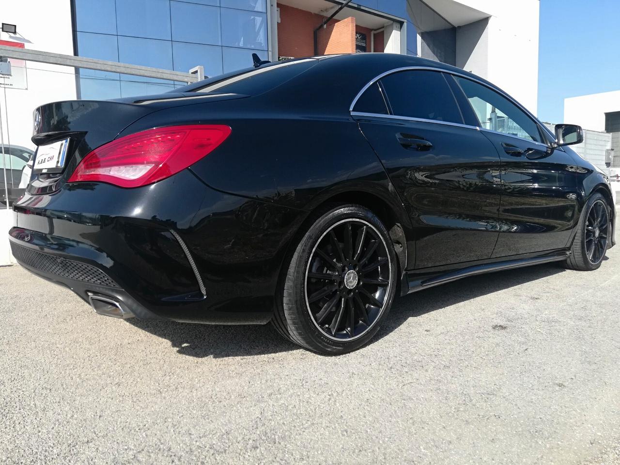 MERCEDES - Classe CLA AMG EURO 6 200 d Automatic Premium Dark Night