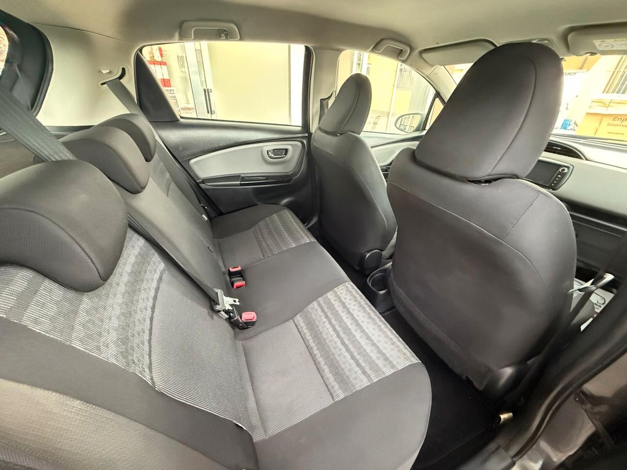 Toyota Yaris 1.0 5 porte Active