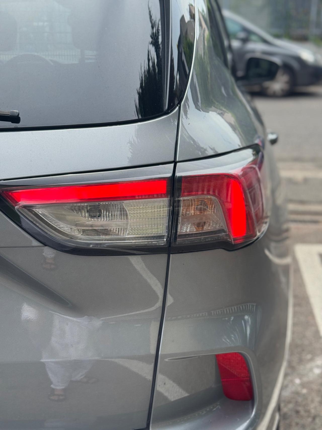 Ford Kuga 1.5 EcoBlue 120 CV aut. 2WD ST-Line Design