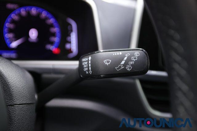 VOLKSWAGEN T-Roc 1.0 TSI STYLE FARI LED NEOPATENTATI