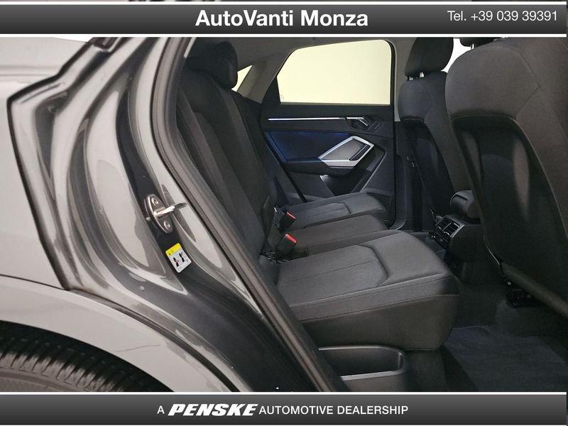 Audi Q3 Sportback 40 TDI quattro S tronic Business Plus