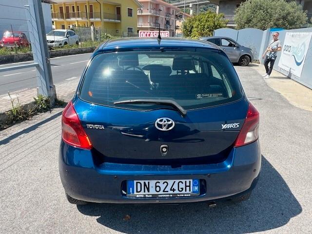 Toyota Yaris 1.3 5 porte Sol