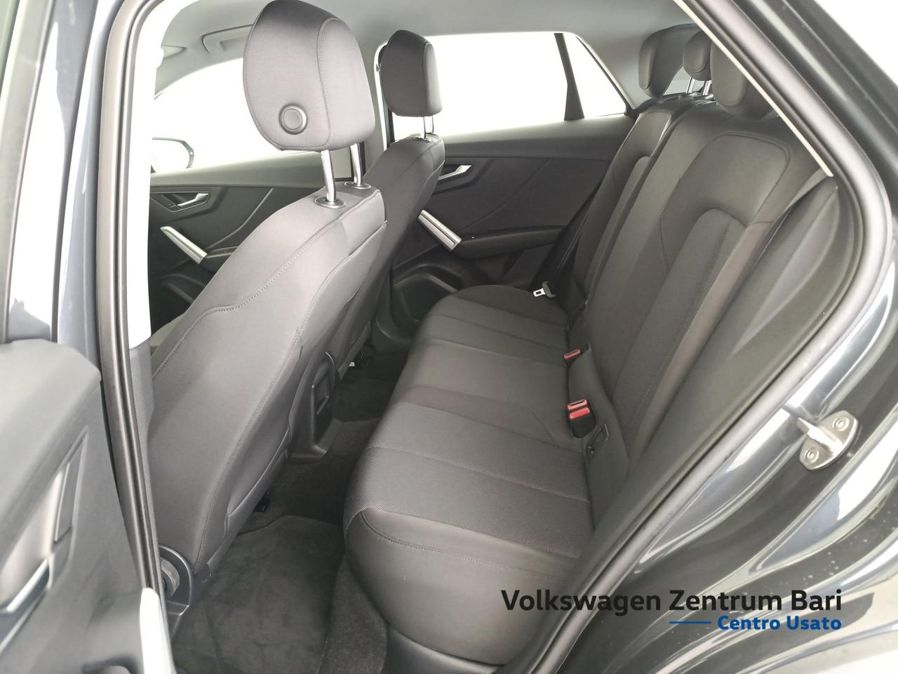 Audi Q2 30 2.0 tdi business s-tronic