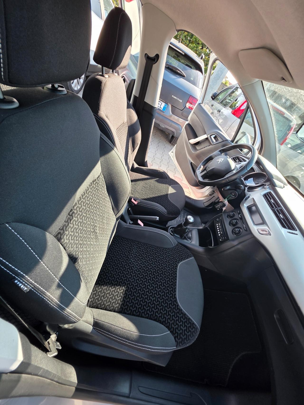 Citroen C3 1.4 Exclusive perfetta è garantita 12 mesi