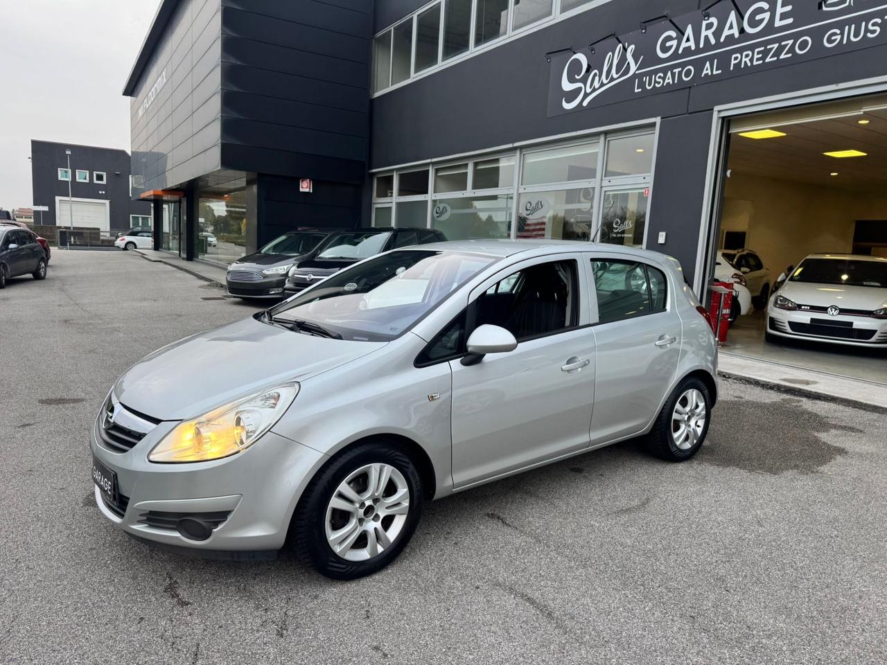 Opel Corsa 1.0 5 porte Neopatentati
