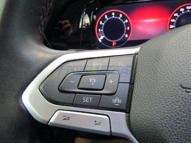 VOLKSWAGEN Golf 1.5 eTSI 150 CV DSG Life