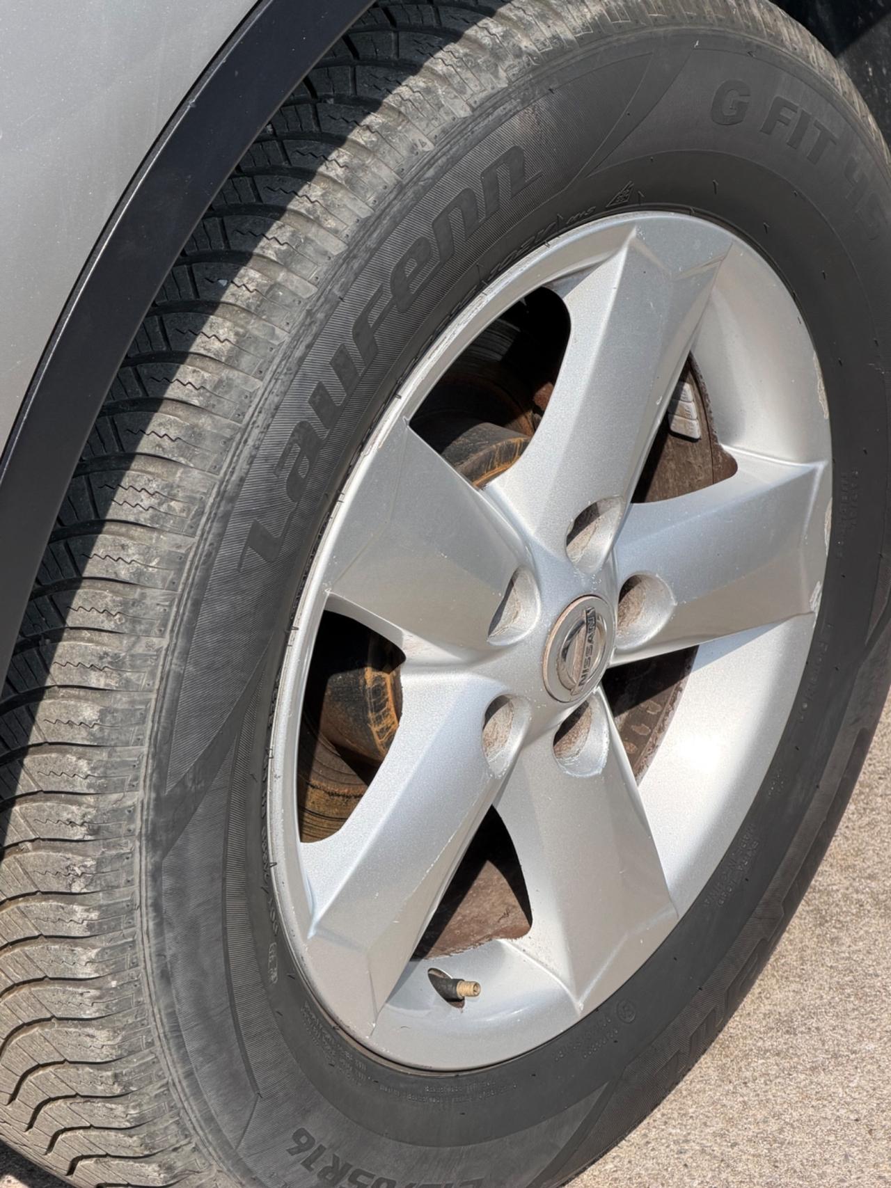 Nissan Qashqai 1.6 GPL- Neopatentati-FRIZIONE NUOVA