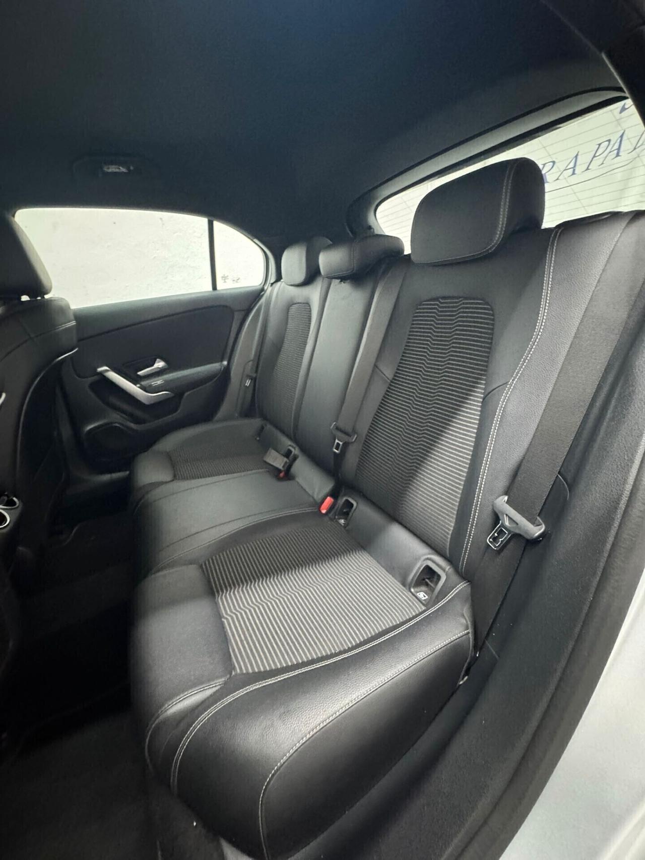 Mercedes-benz A 180 d Automatic Premium