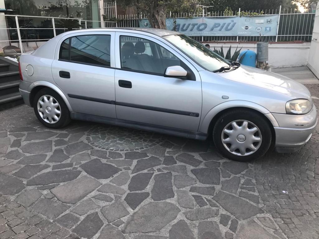 Opel Astra 1.4i 16V cat 5 porte Club