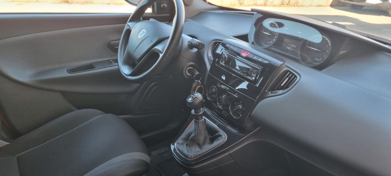 Lancia Ypsilon 1.2 69 CV 5 porte GPL Ecochic
