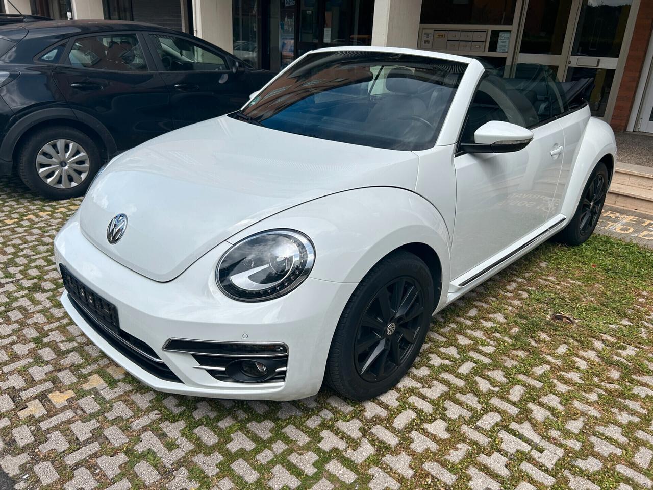 Volkswagen Maggiolino Cabrio /SOUND/Led/Navi/17''/Tagliandi uff