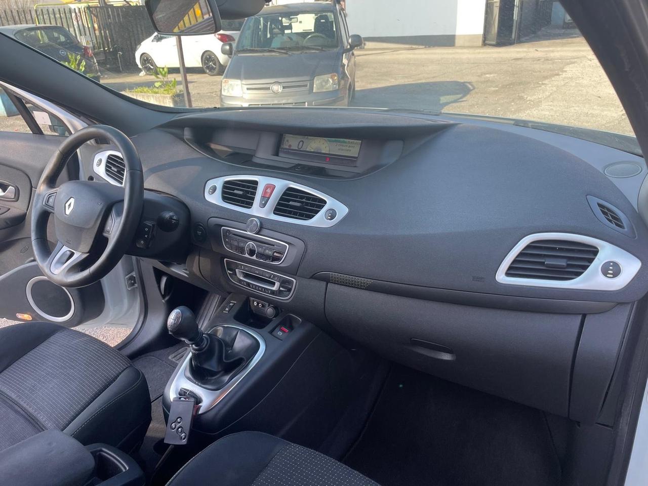 Renault Scenic Scénic 1.9 dCi 130CV Luxe