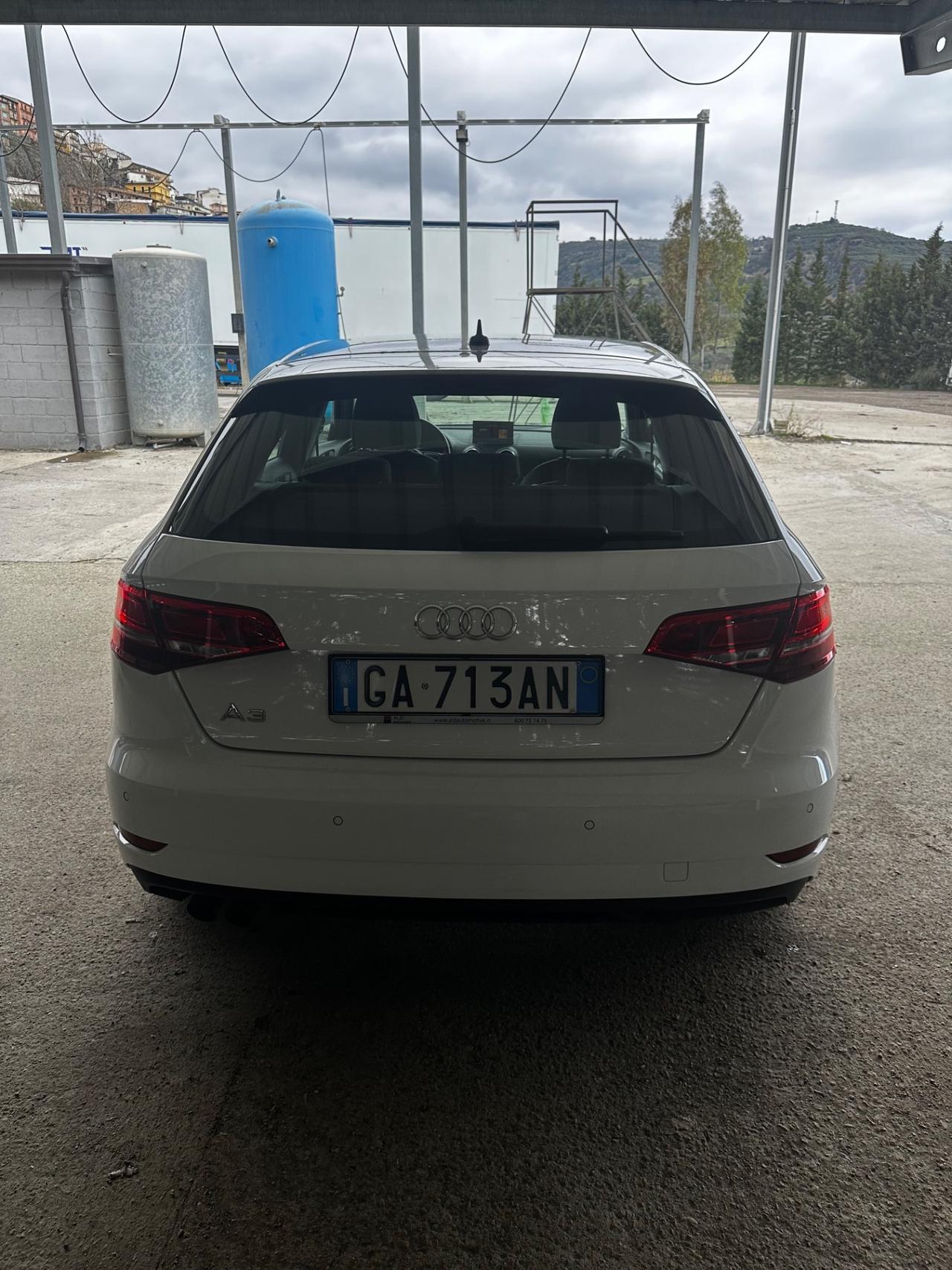 Audi A3 SPB 35 TDI S tronic Business