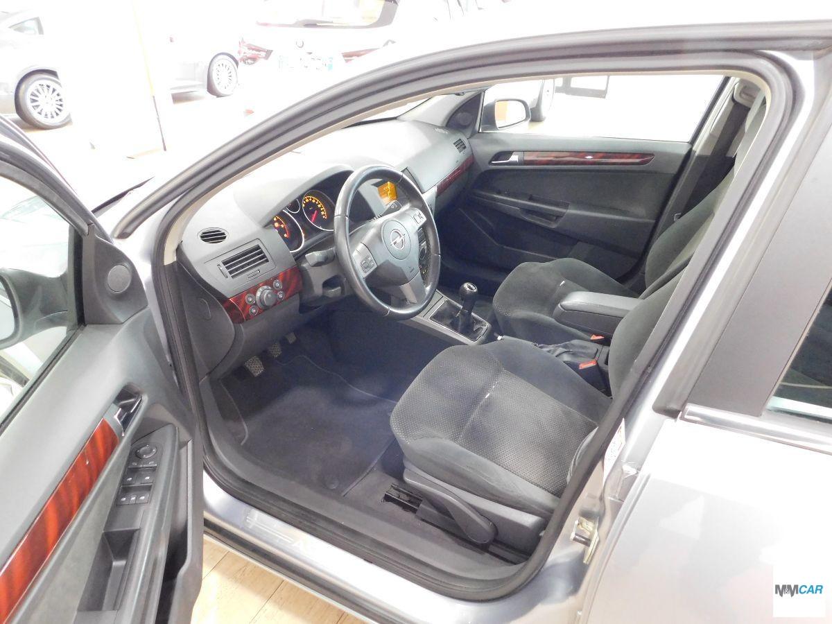 OPEL - Astra - 1.7 16V CDTI 5 porte Elegance