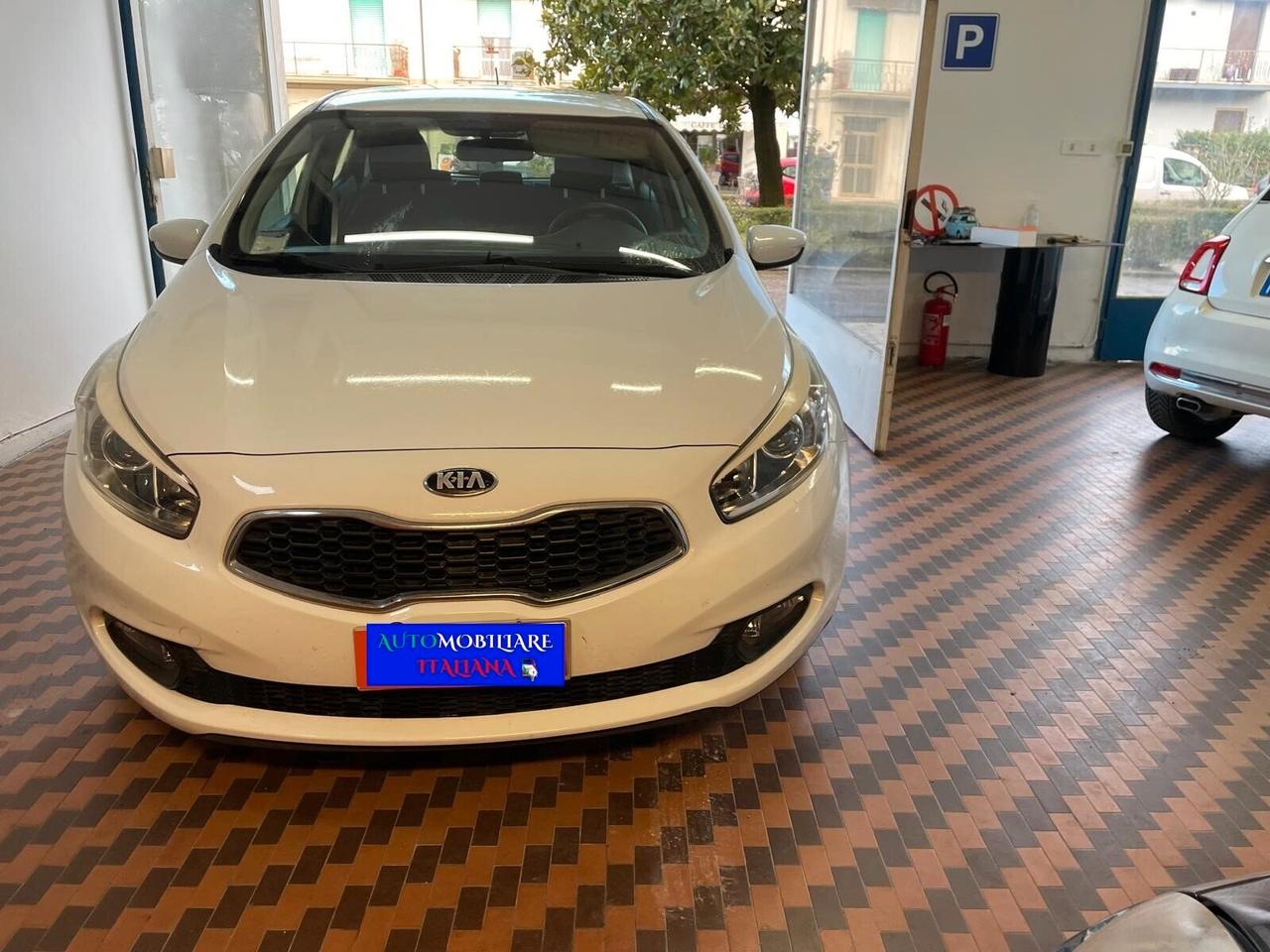 Kia Ceed cee'd 1.6 CRDi 110 CV 5 porte