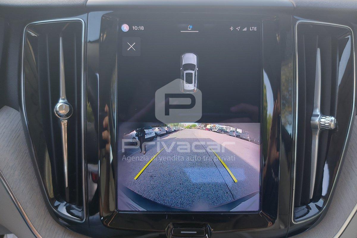 VOLVO XC60 B4 (d) automatico Core