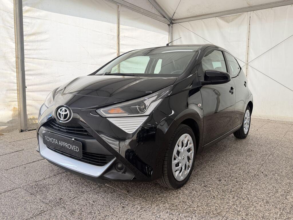Toyota Aygo 5 Porte 1.0 VVT-i x-play M-MT