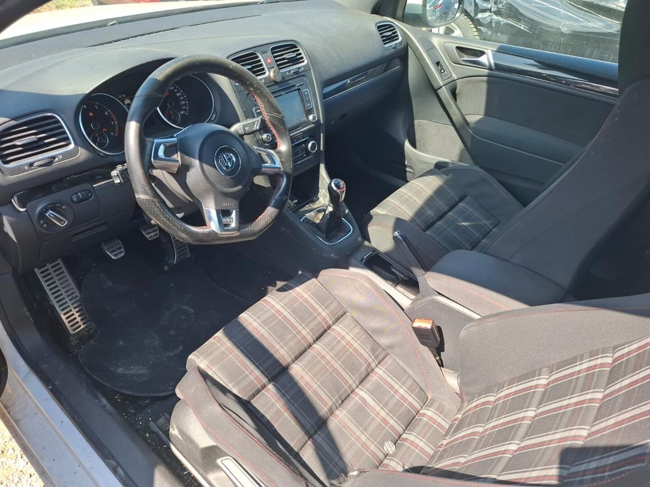 VW GOLF 5 GTI 2.0 SINISTRATA MARCIANTE