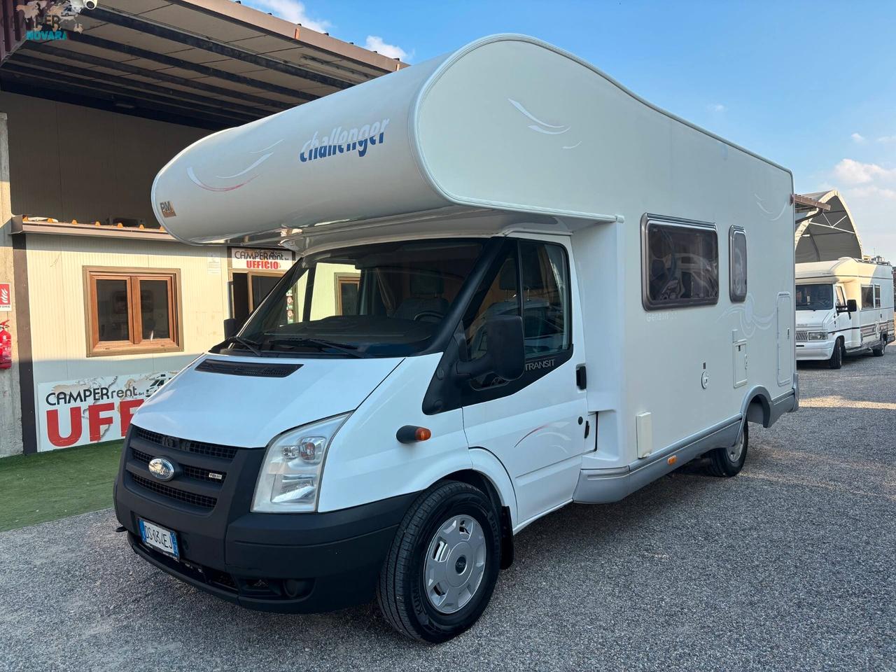 CHALLENGER GENESIS 33 - mansardato con letti a castello in coda