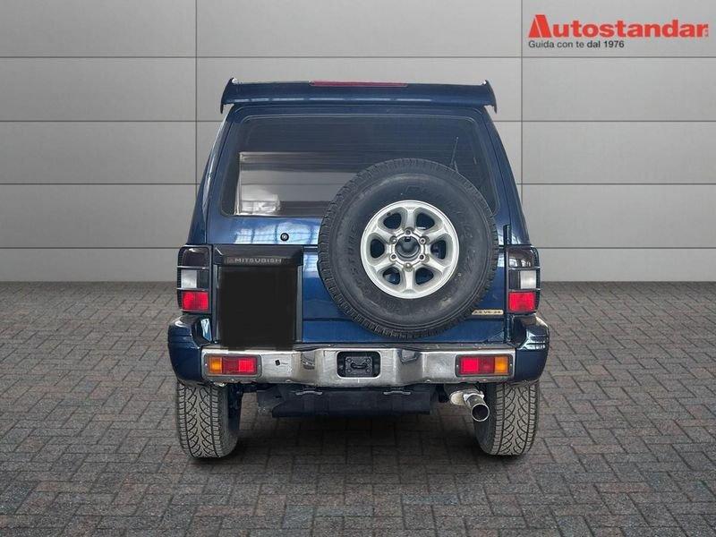Mitsubishi Pajero 3.5