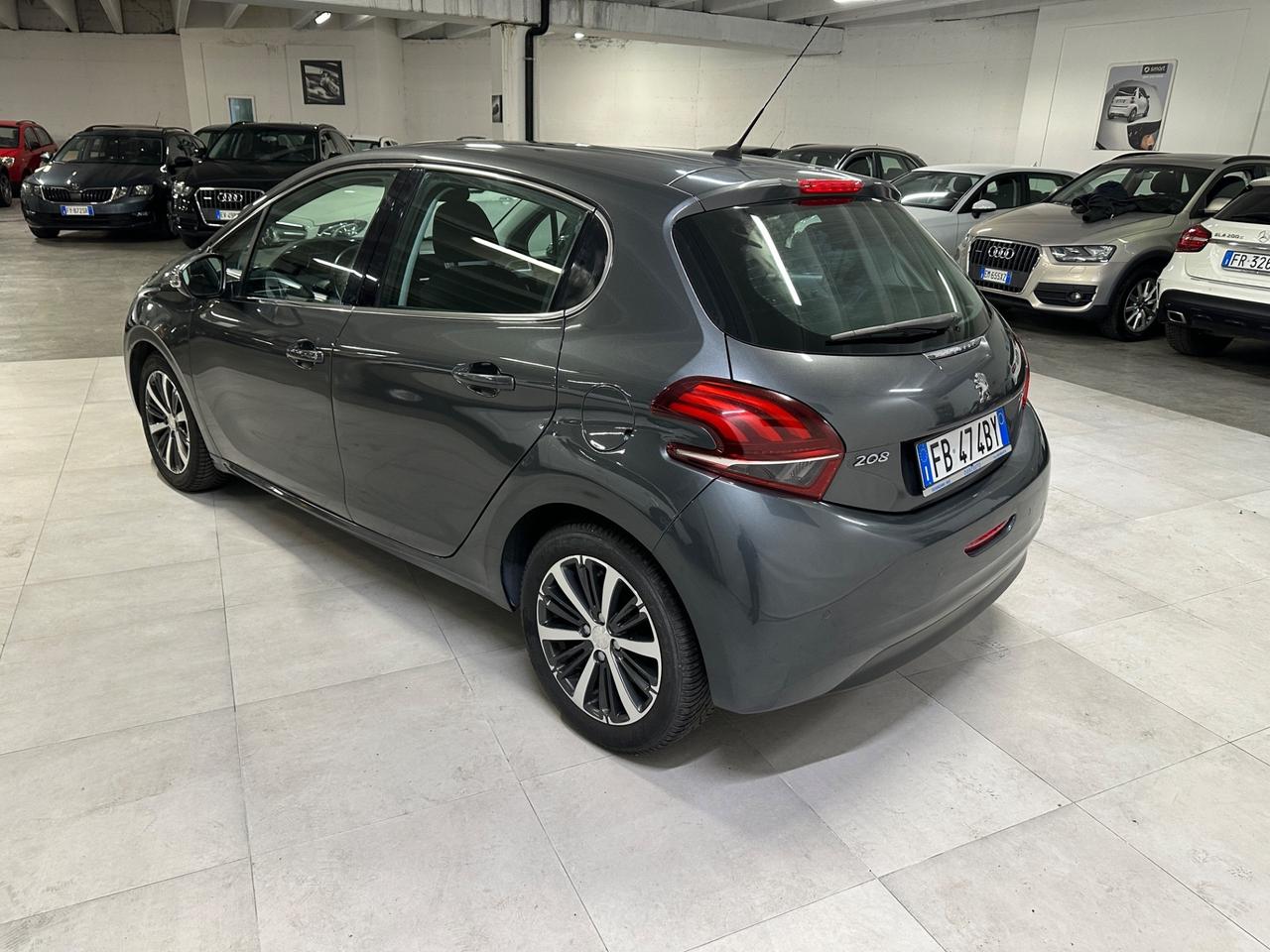 Peugeot 208 BlueHDi 75 5 porte Allure Neopatentati