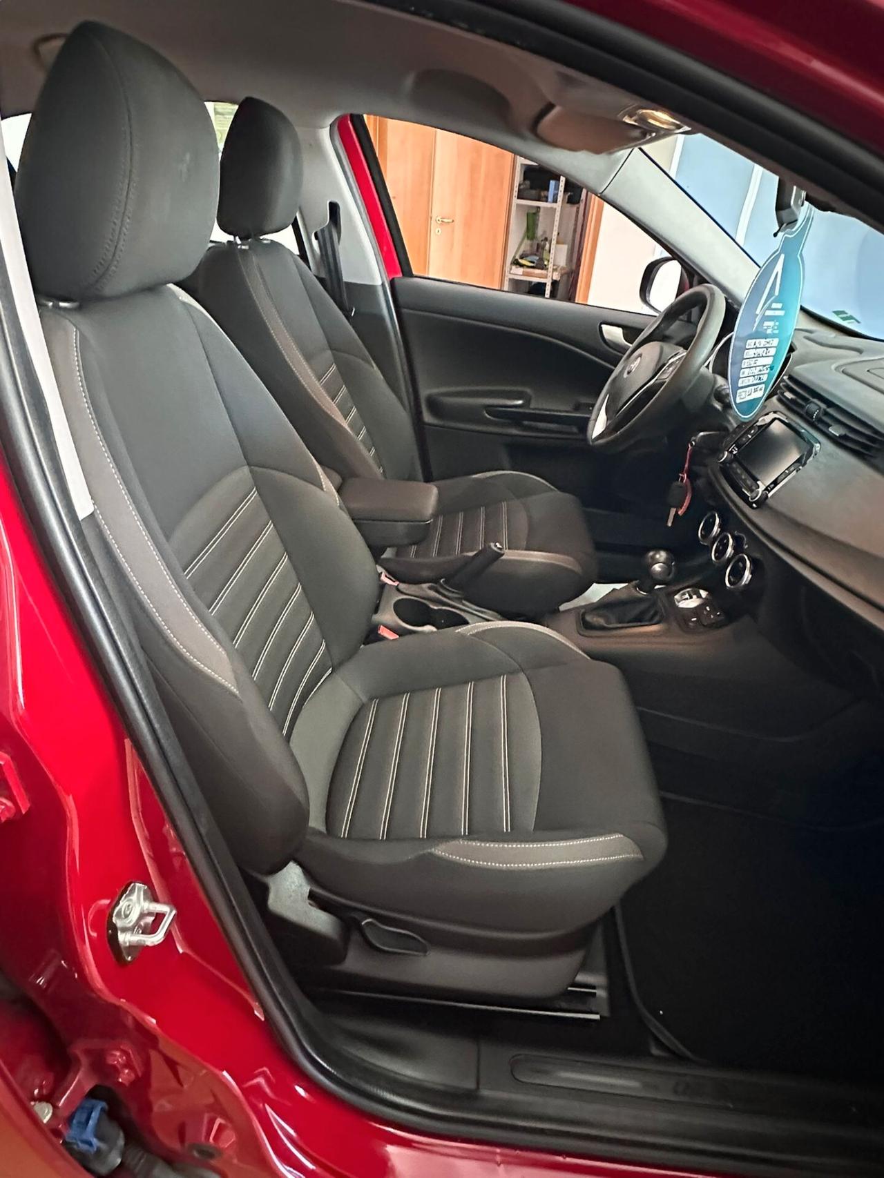 Alfa Romeo Giulietta 1.6 JTDm TCT 120 CV Sportiva