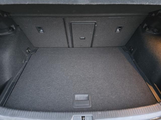 VOLKSWAGEN Golf 1.0 TSI 115 CV 5p. BlueMotion Technology R-line