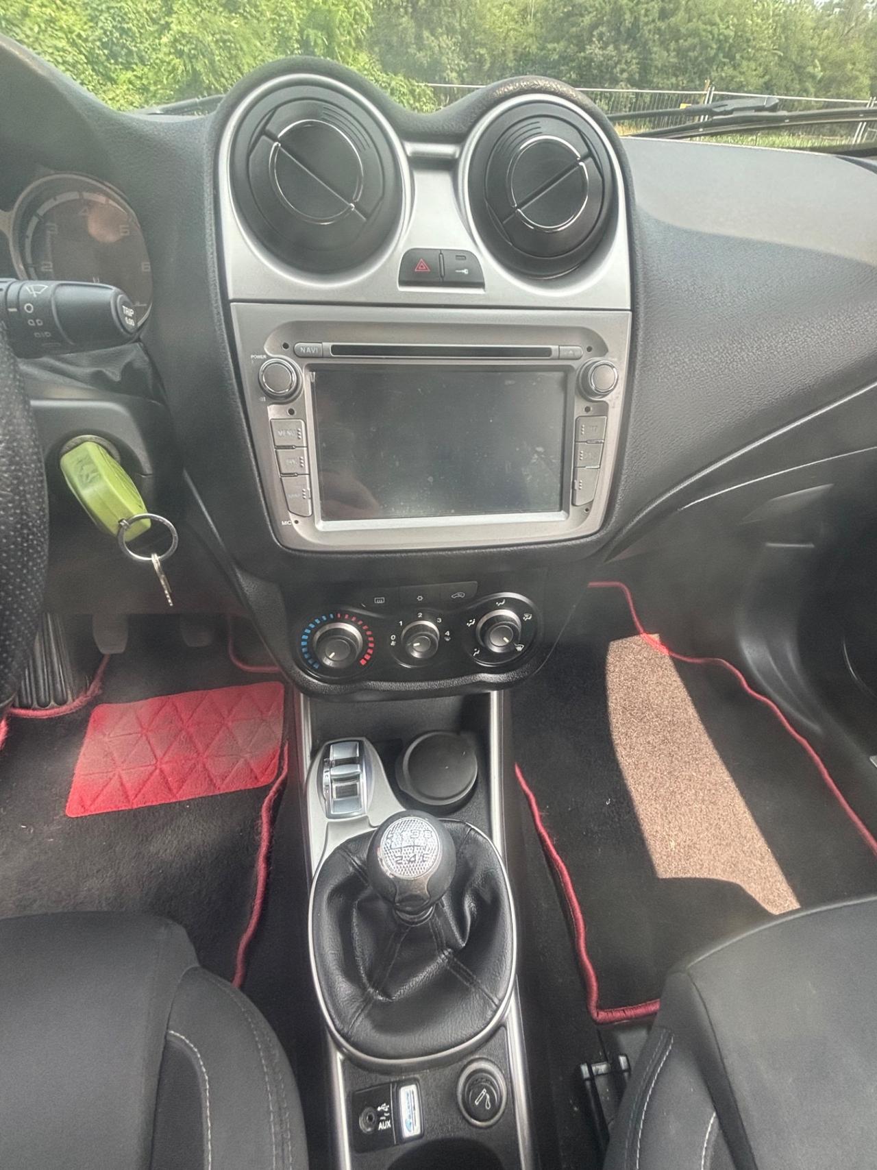 Alfa Romeo MiTo 1.6 JTDm-2 S&S Distinctive Sport Pack