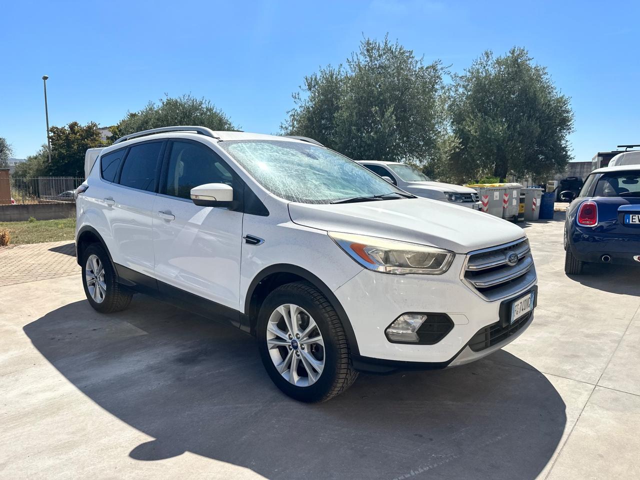 Ford Kuga 1.5 TDCI 120 CV S&S 2WD Business