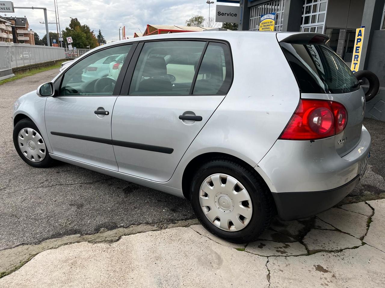 Volkswagen Golf 1.6 5p. Trendline 75CV OK NEOPATENTATI