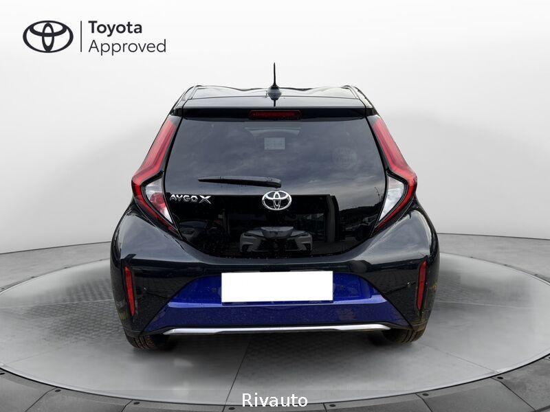 Toyota Aygo X 1.0B (72 CV) Lounge