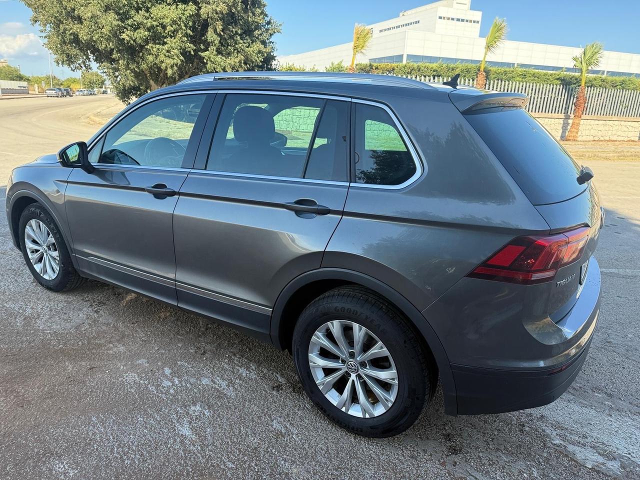 Volkswagen Tiguan 1.6 TDI SCR Style BlueMotion Technology