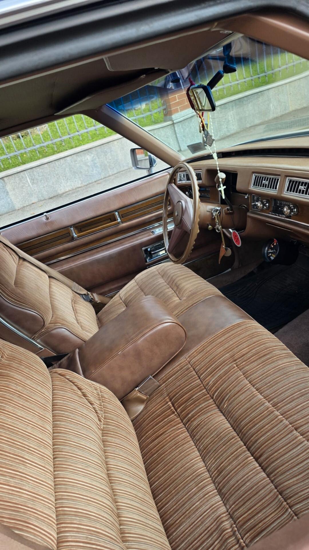 Cadillac Deville 1975