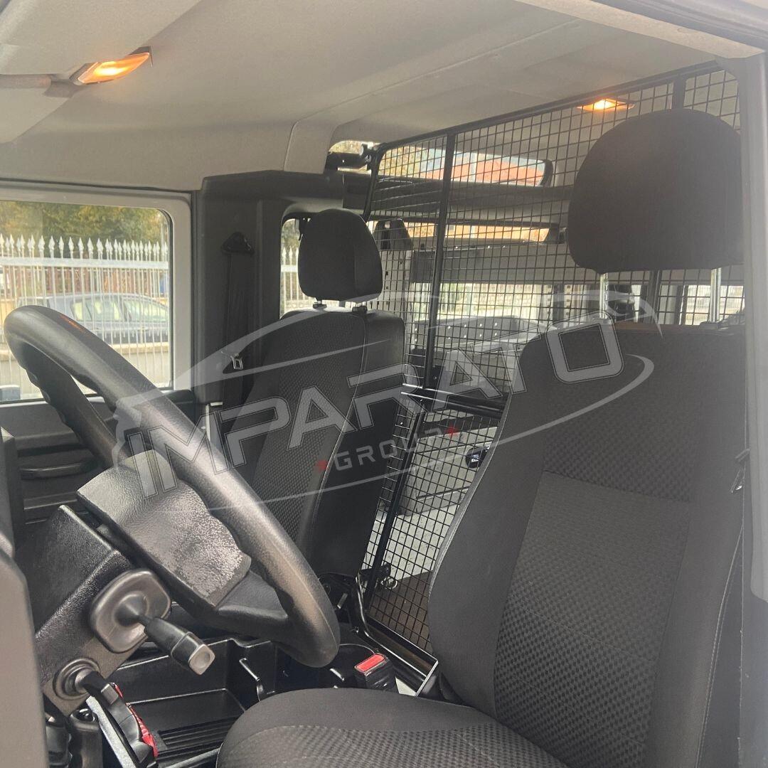 Land Rover Defender 90 2.2 TD4 Station Wagon SE N1