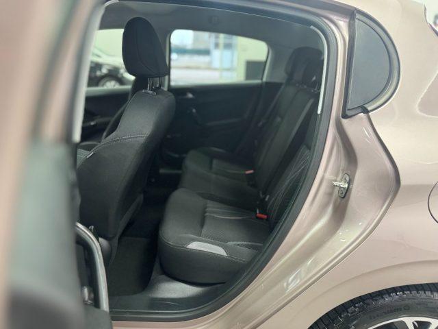 PEUGEOT 208 1.4 8V HDi 68CV 5p. Allure