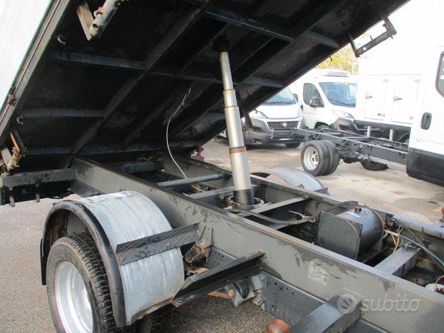 Iveco Daily 35C11 2.3 110 E4 RIBALTABILE TRILATERA
